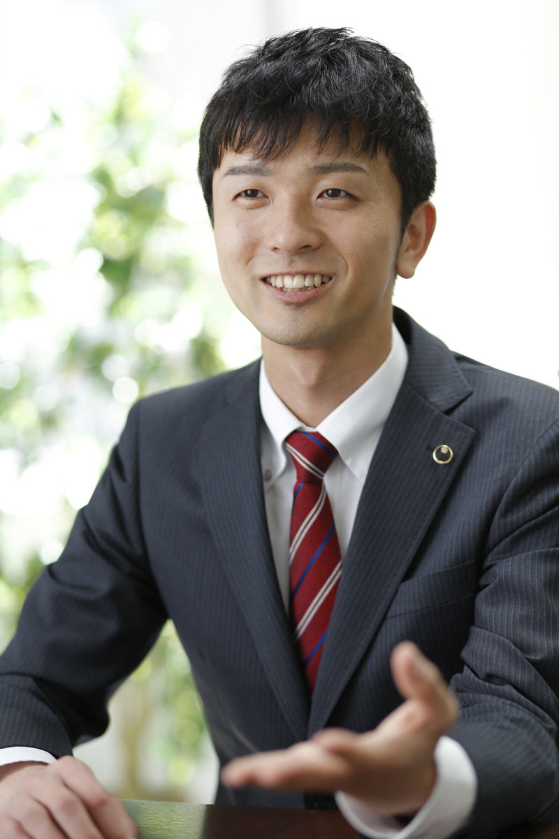 プロフィール写真　税理士