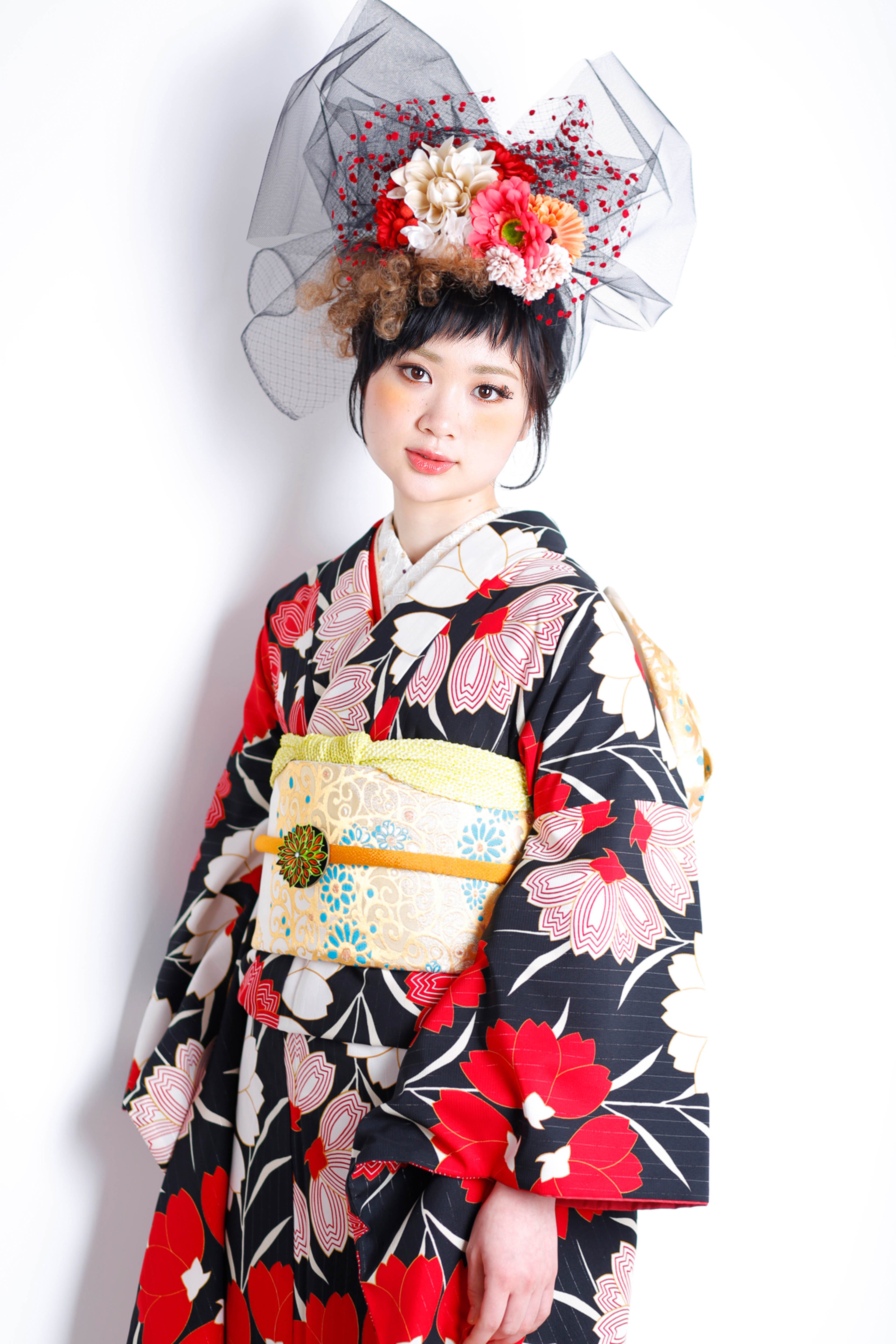 変身体験　成人式・卒業式　前撮りスタジオ撮影