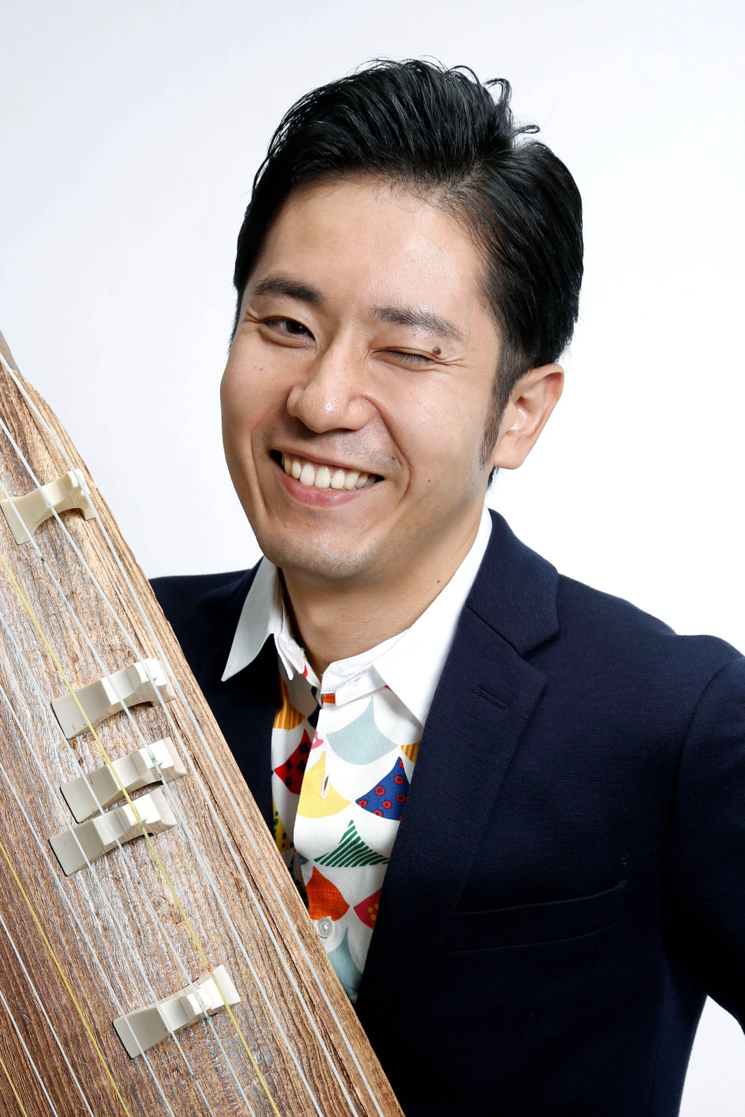 男性音楽家のプロフィール写真　プロフィール撮影