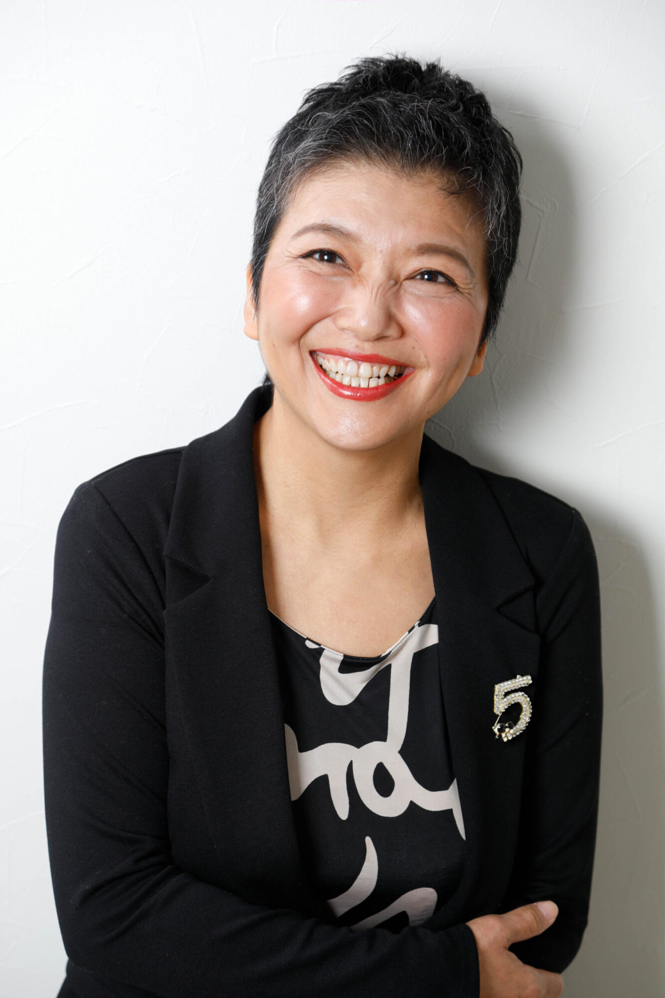 女性のプロフィール撮影　自然な笑顔で