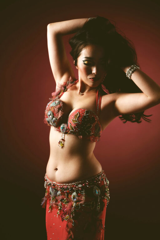 Newダンサーフォト　　作品性を高めたプロフィール写真です　スタジオ撮影