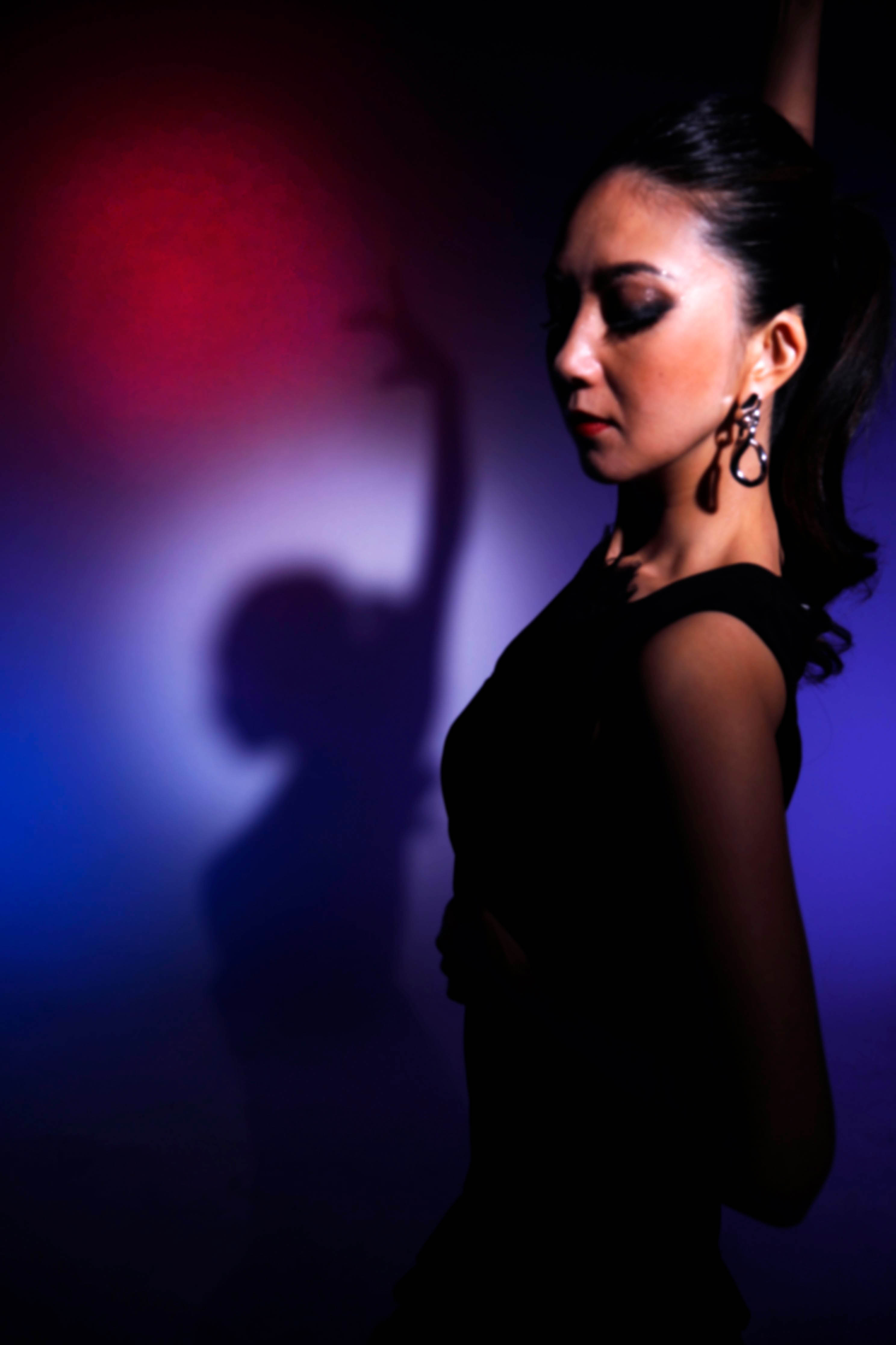 Newダンサーフォト　　作品性を高めたプロフィール写真です　スタジオ撮影