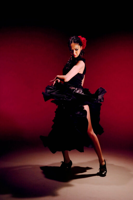 Newダンサーフォト　　作品性を高めたプロフィール写真です　スタジオ撮影