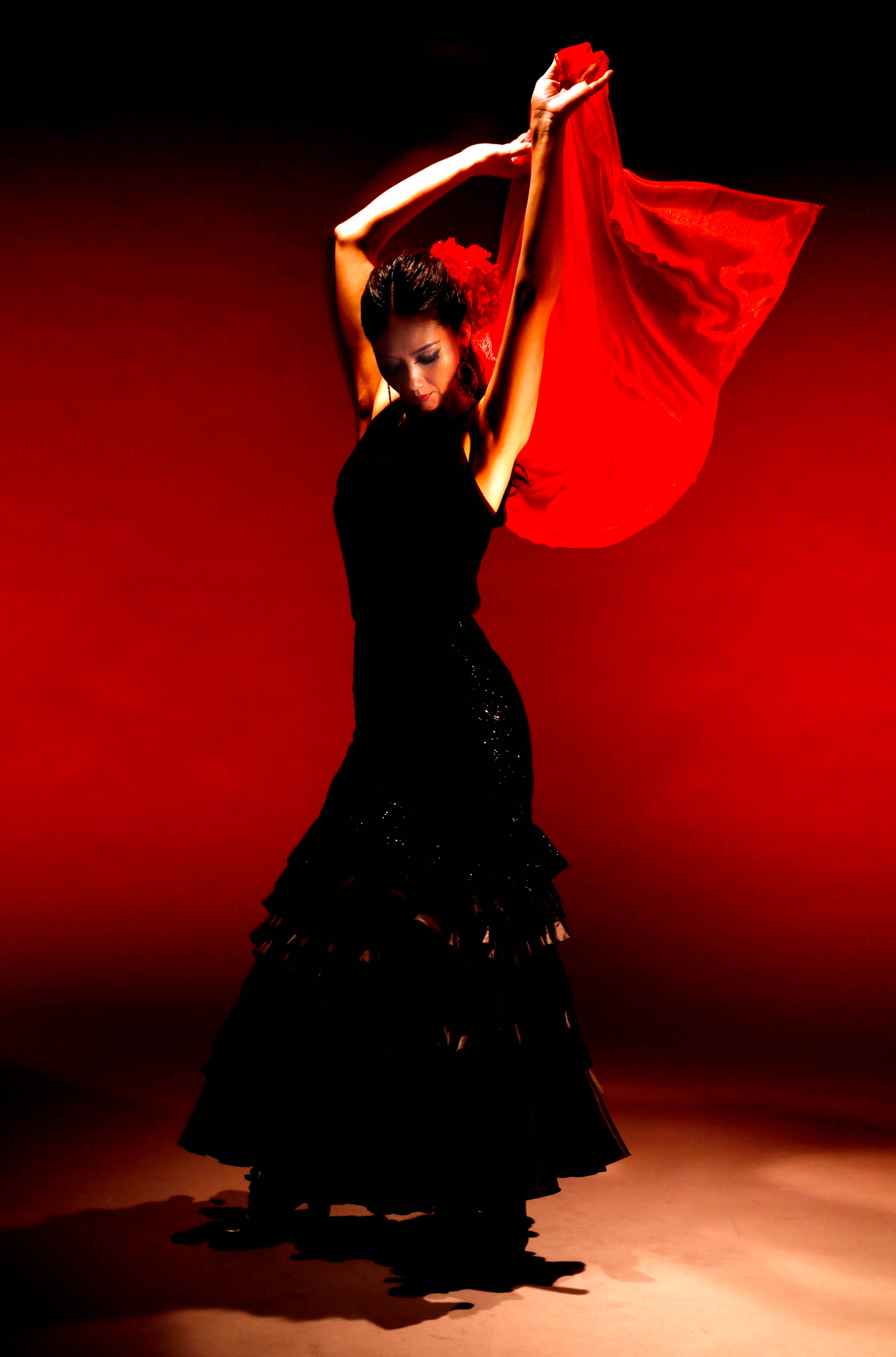 Newダンサーフォト　　作品性を高めたプロフィール写真です　スタジオ撮影