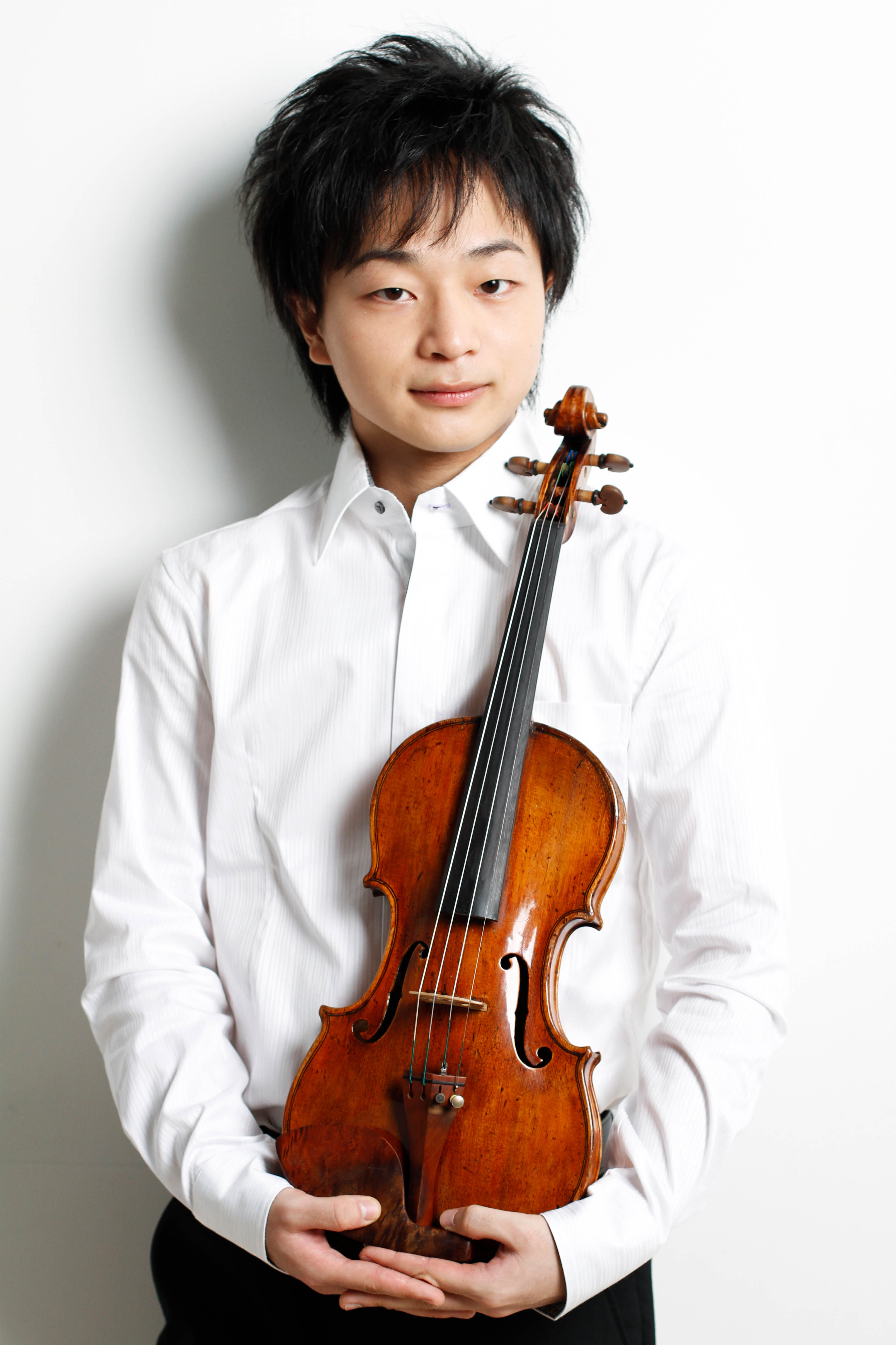 男性音楽家のポートレート　プロフィール撮影