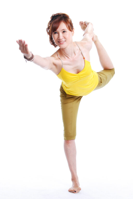 ヨガインストラクターのポートレート　プロフィール撮影