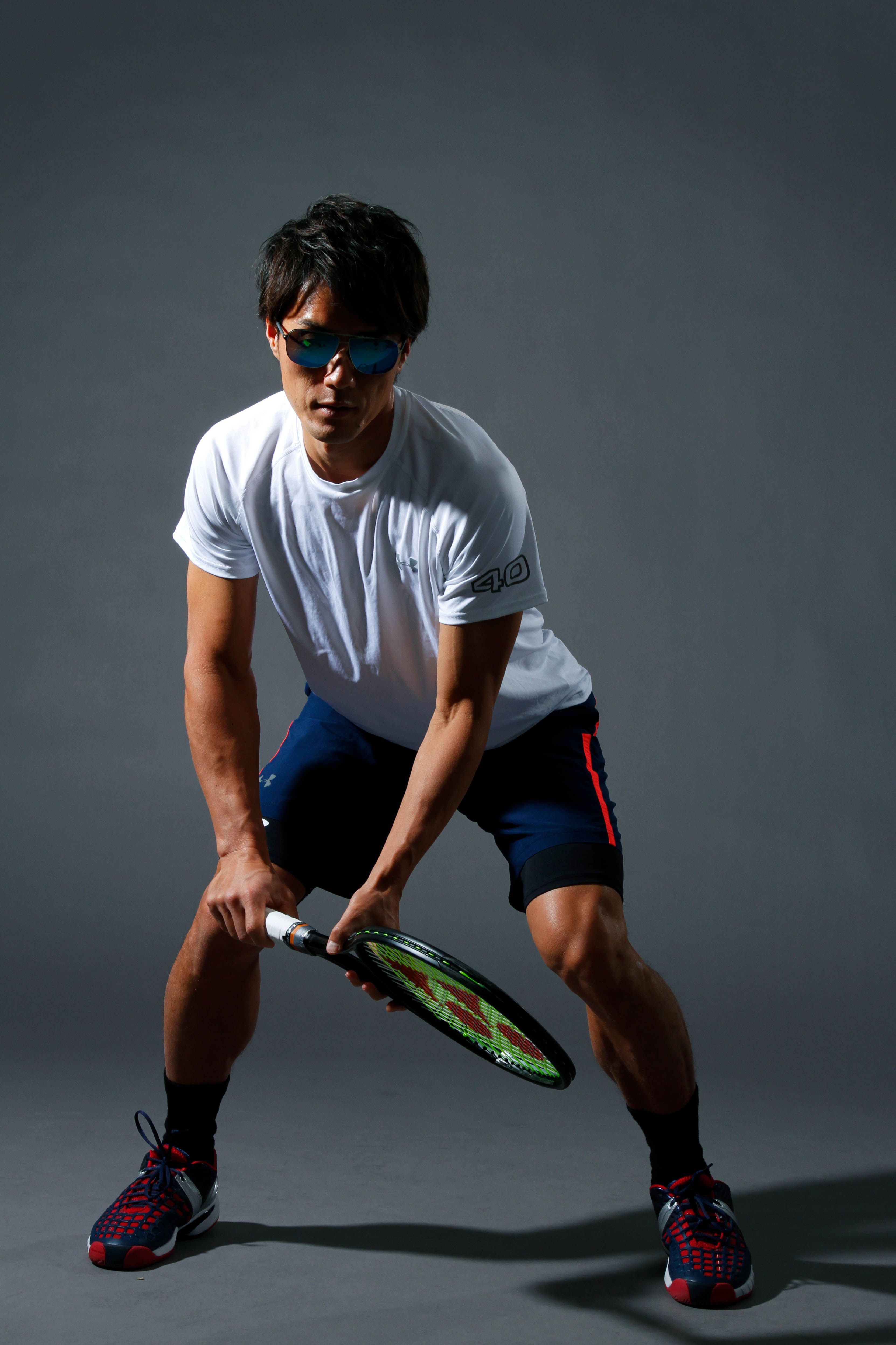 男性テニスプレーヤーのポートレート撮影　プロフィール写真