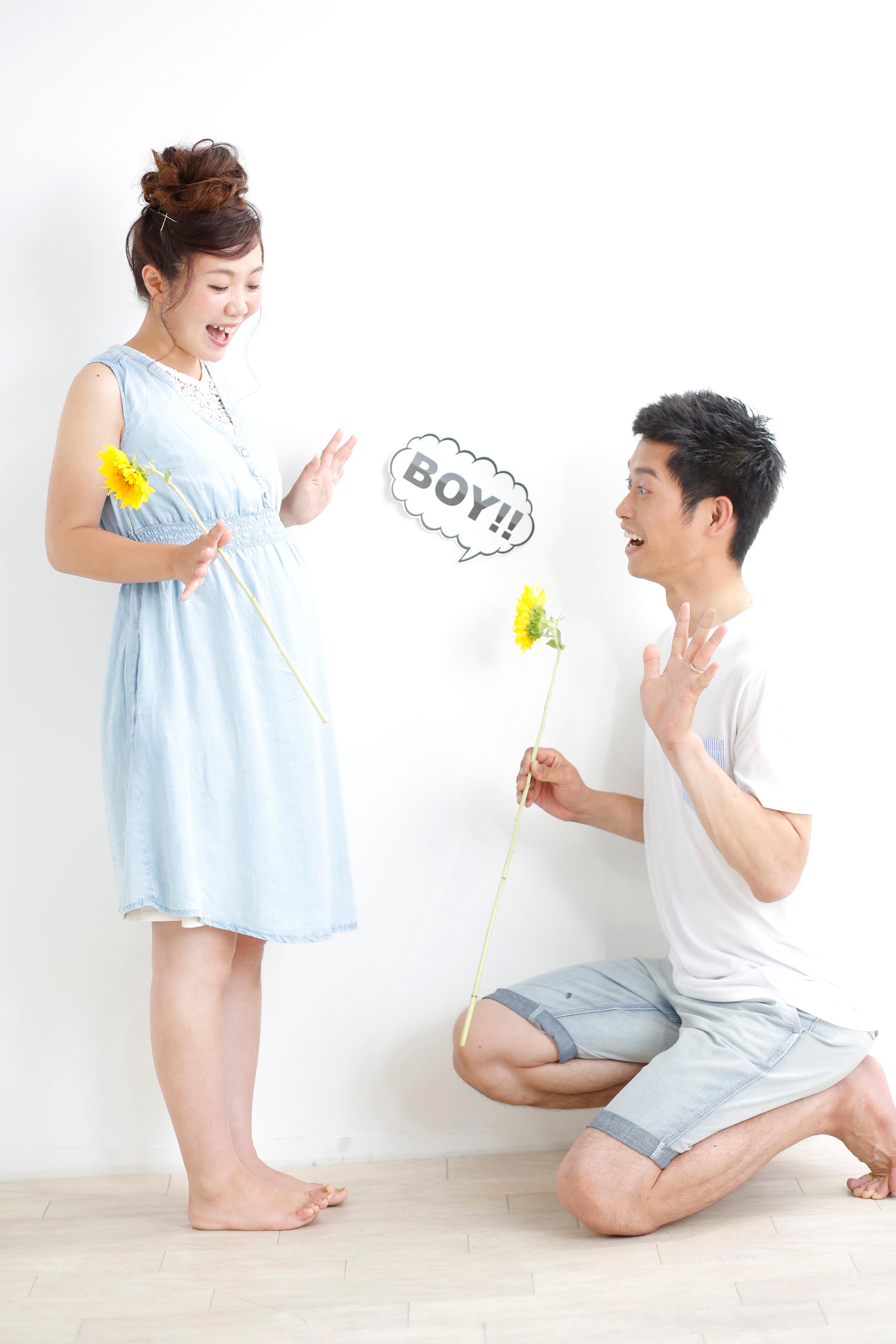 ファミリーフォト　二人で記念に写真撮影