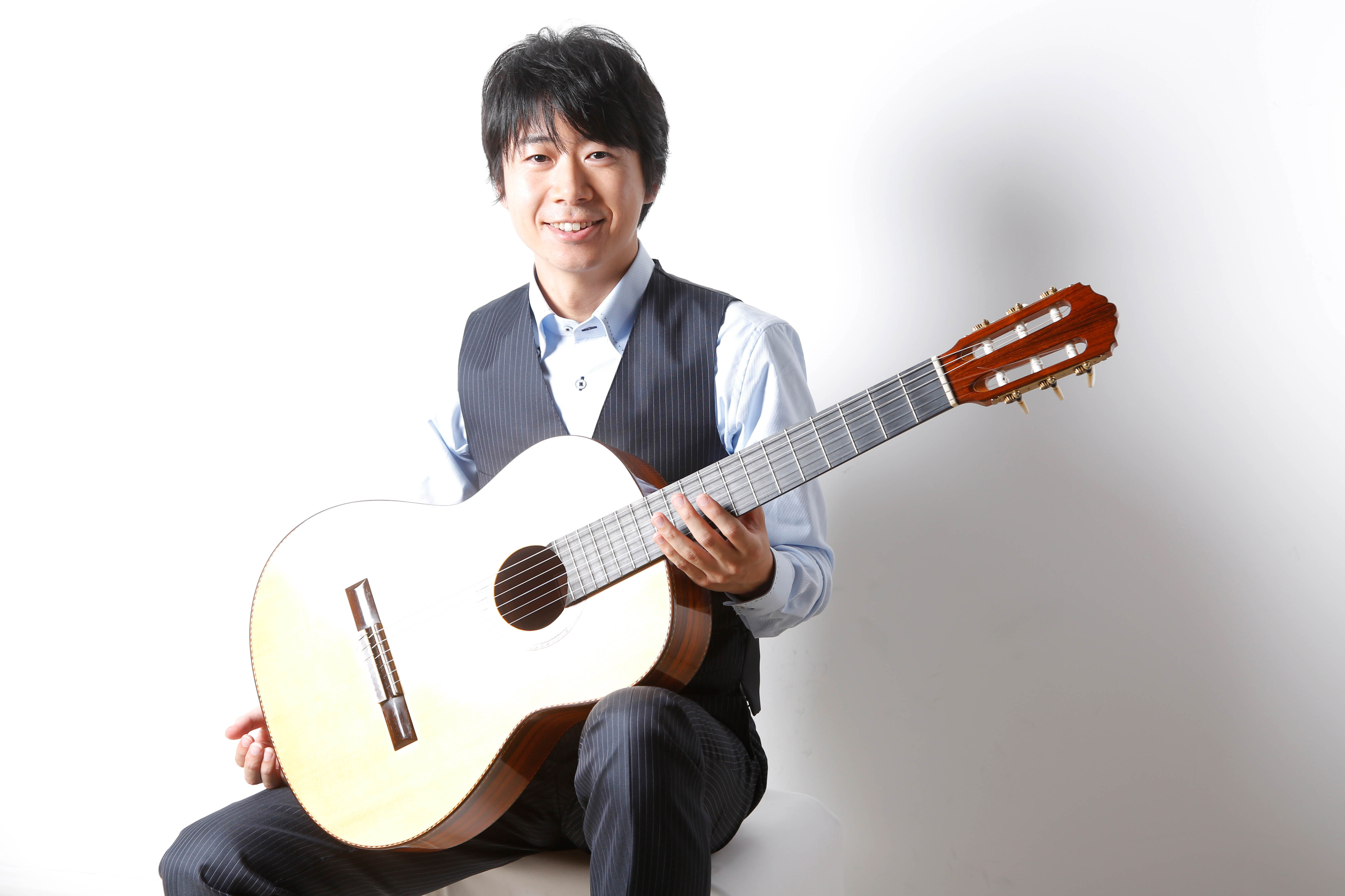 男性音楽家のポートレート写真　プロフィール撮影