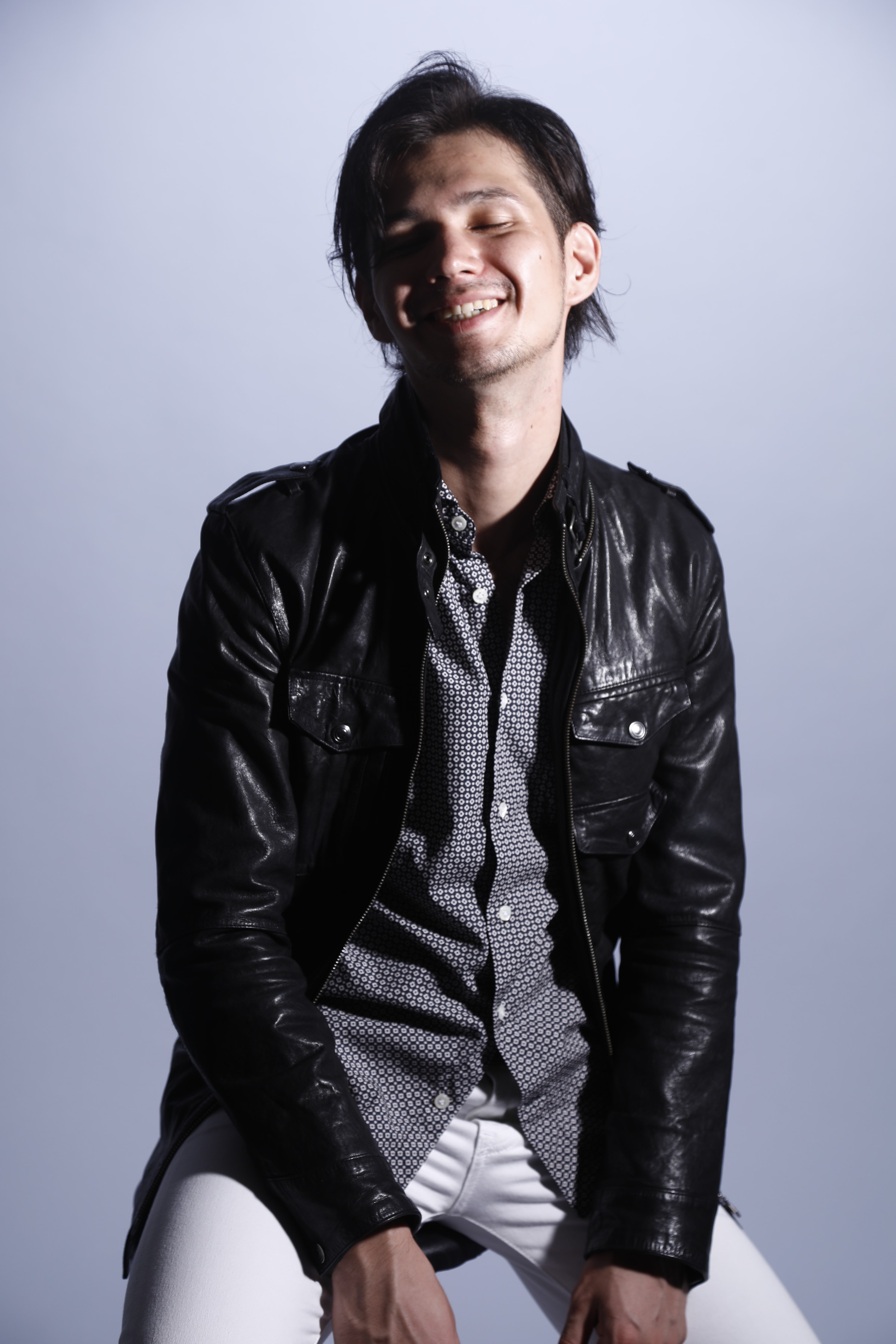 メンズON・OFF　男性ポートレート撮影　スタジオで