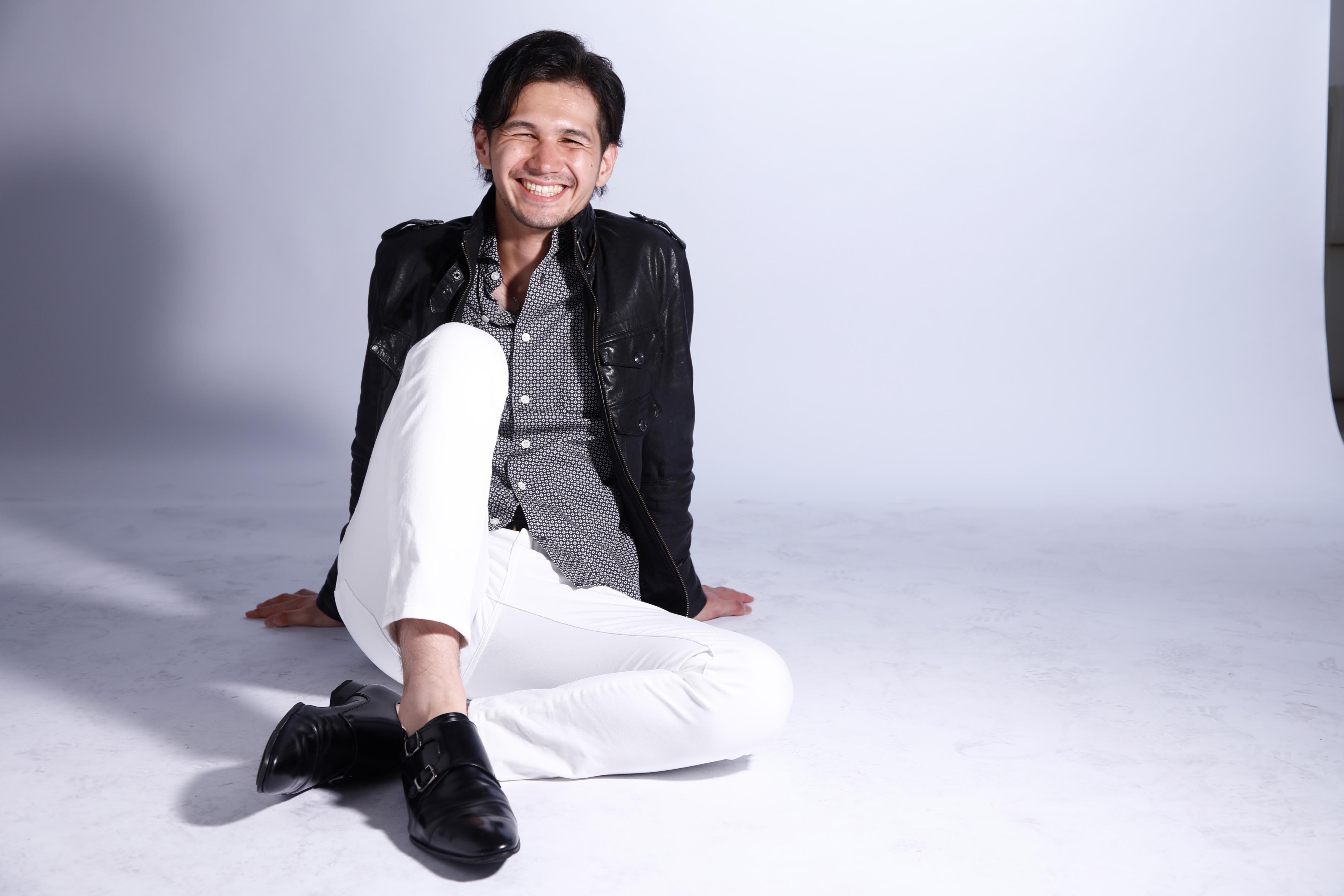 メンズON・OFF　男性ポートレート撮影　スタジオで