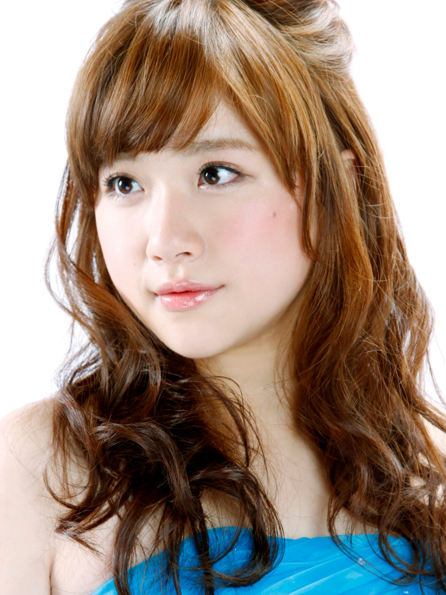 ナチュラルメイクで変身体験