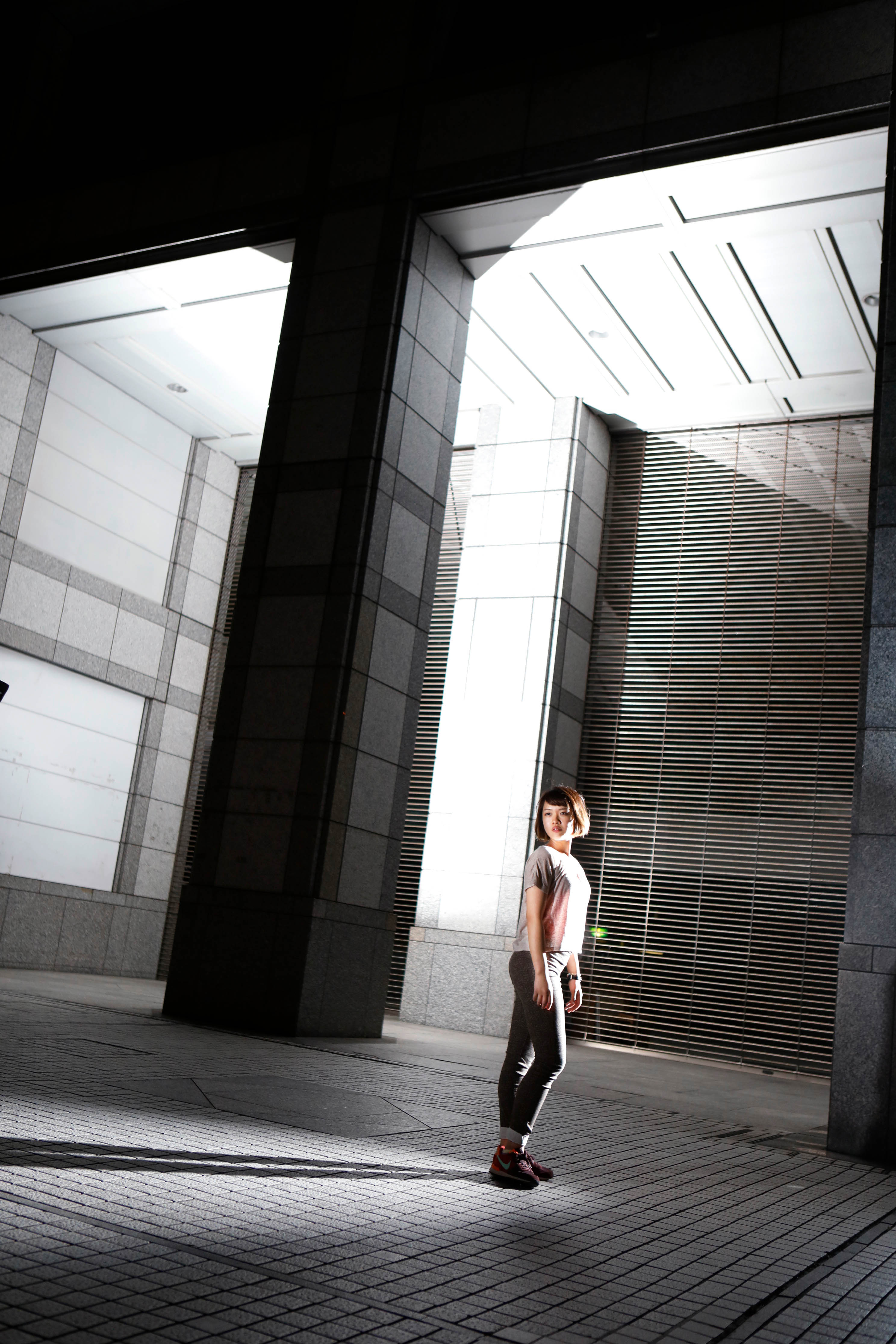 大人女子ポートレート　ロケフォト　スタイリッシュ