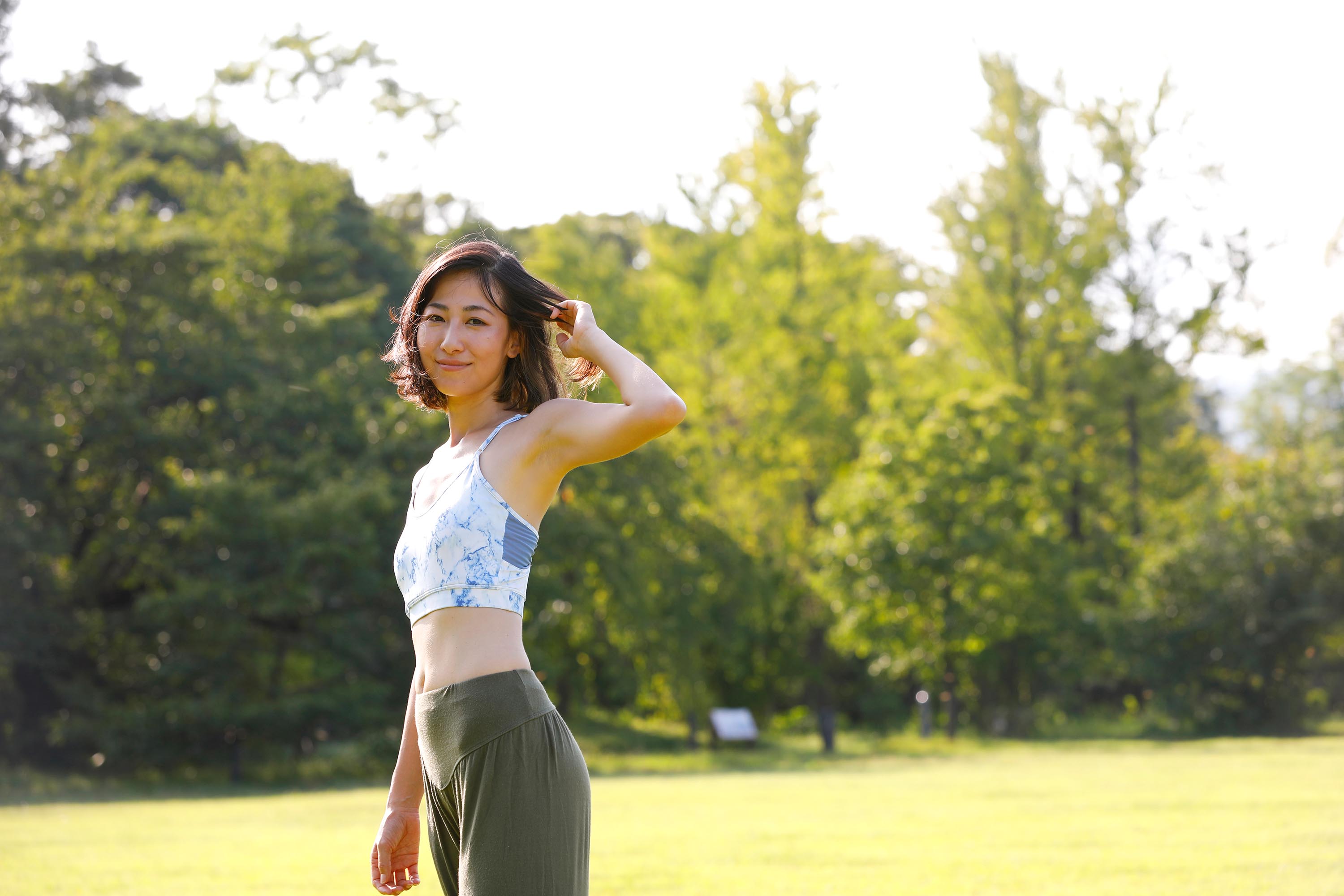 ヨガのポーズ撮影とプロフィール撮影ならタクミジュンの【アーティスティック・プラン】