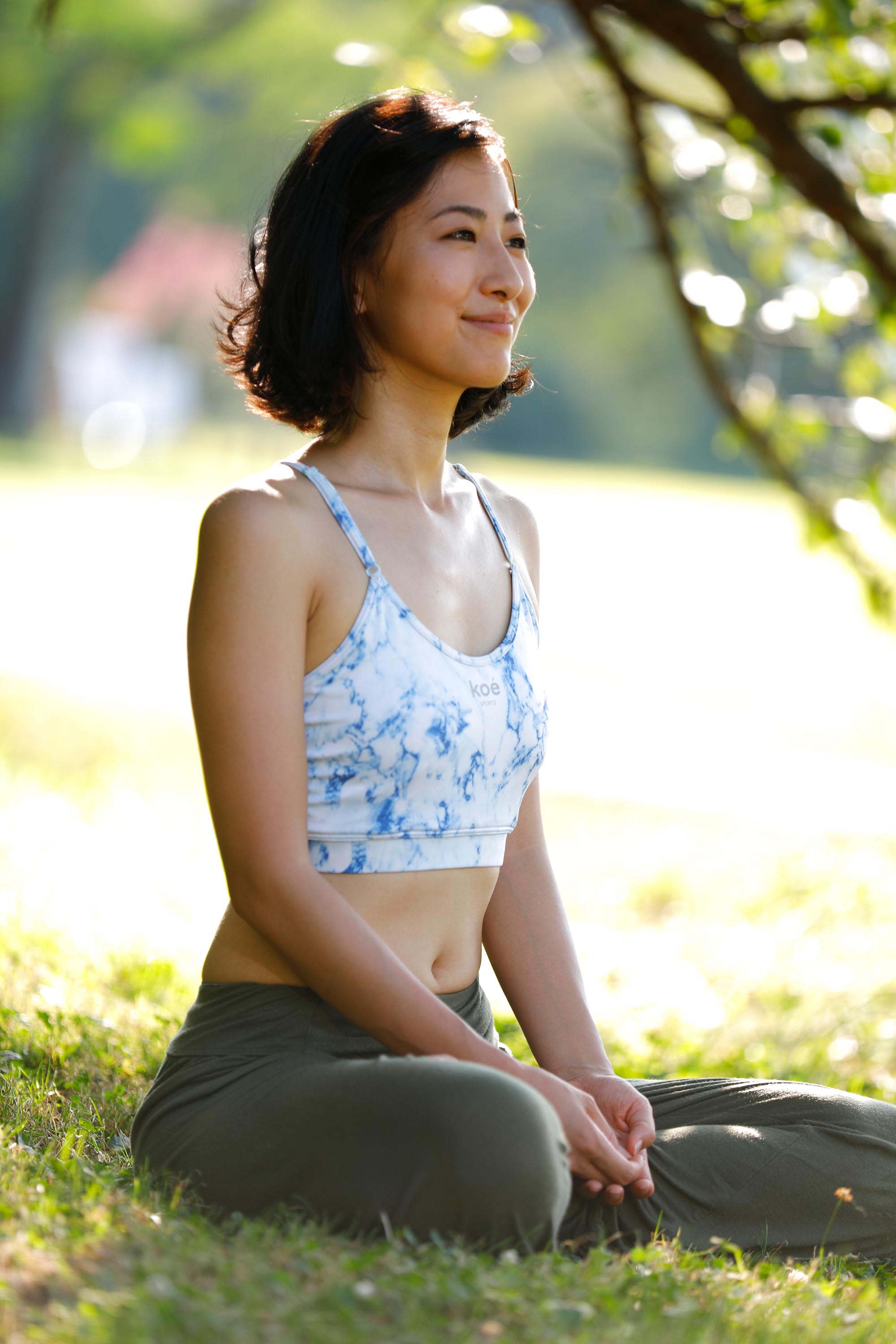 ヨガのポーズ撮影とプロフィール撮影ならタクミジュンの【アーティスティック・プラン】