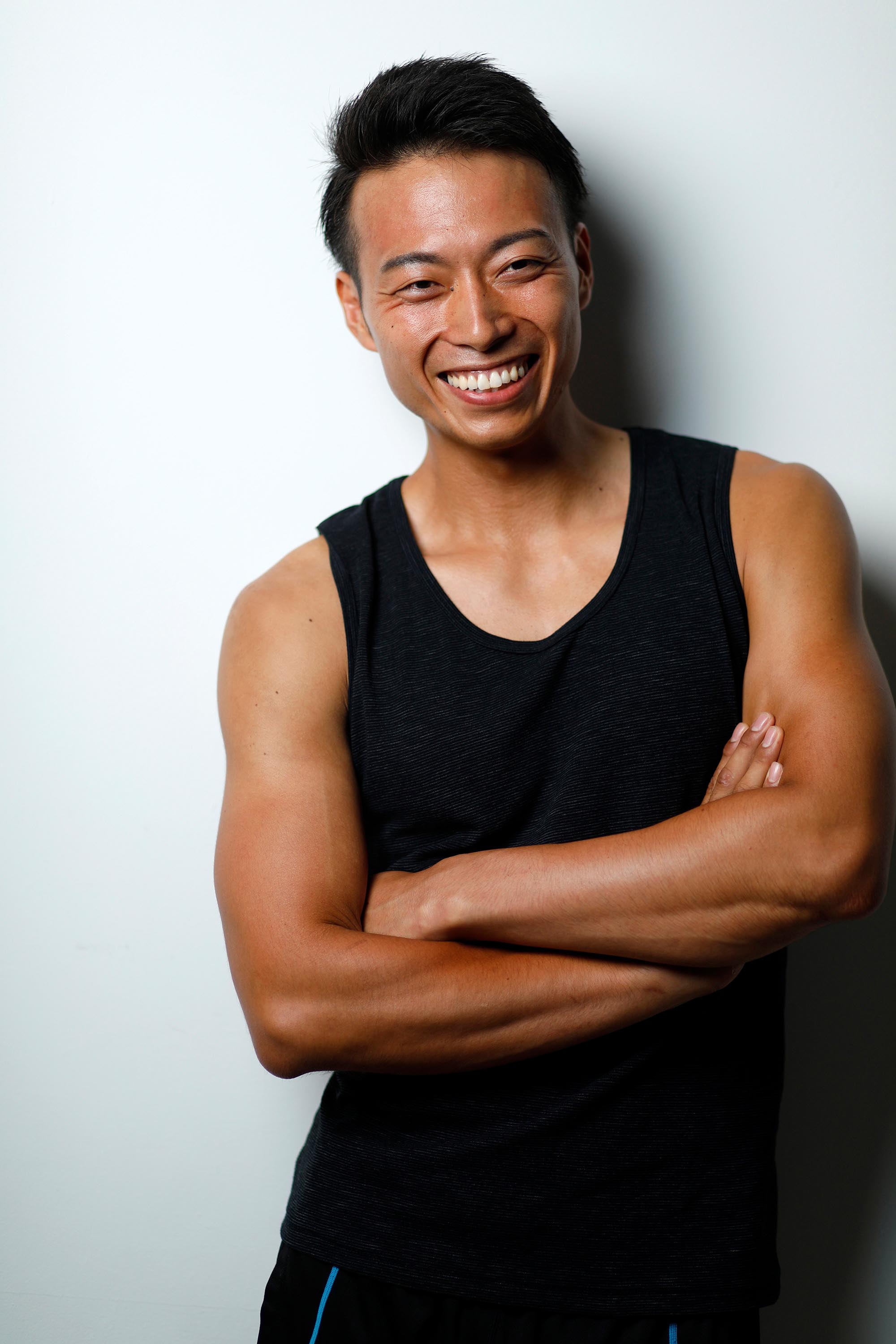 ヨガのポーズ撮影とプロフィール撮影ならタクミジュンの【アーティスティック・プラン】