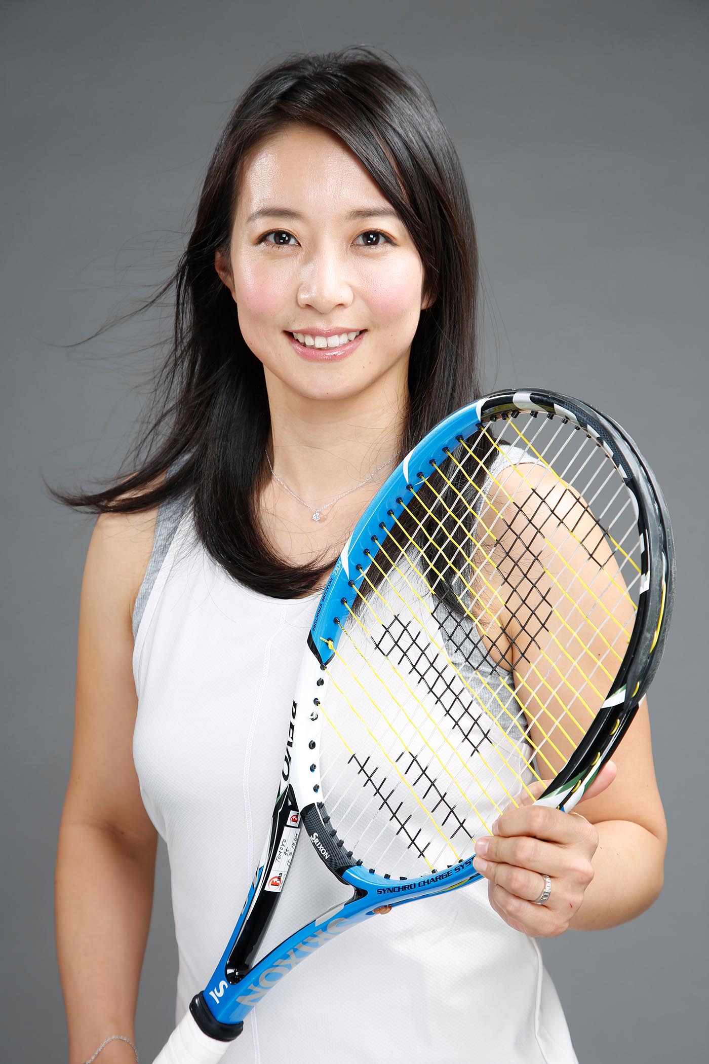 プロフィール写真　テニスプレーヤー