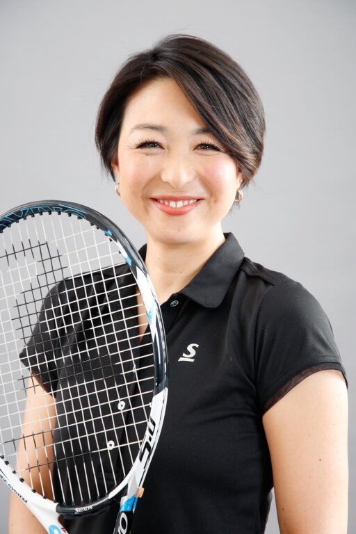 プロフィール写真　テニスプレーヤー
