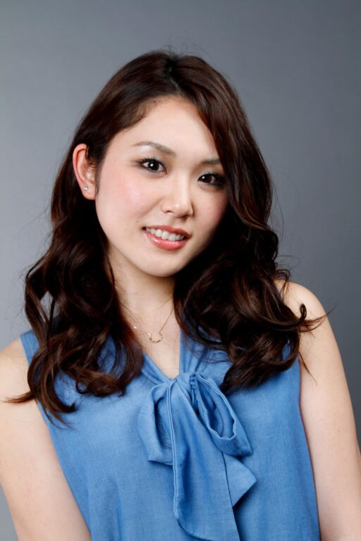 メイクで変身体験　変身写真　プロフィール撮影 記念日撮影　花キャン