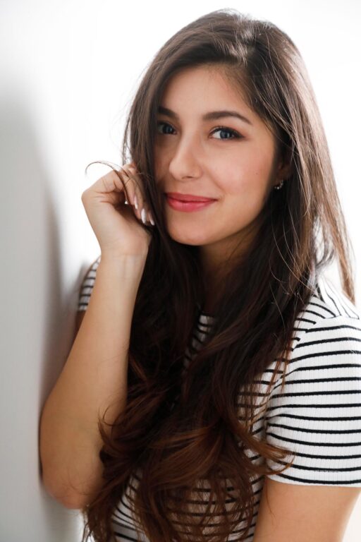 メイクで変身体験　変身写真　プロフィール撮影 記念日撮影　花キャン