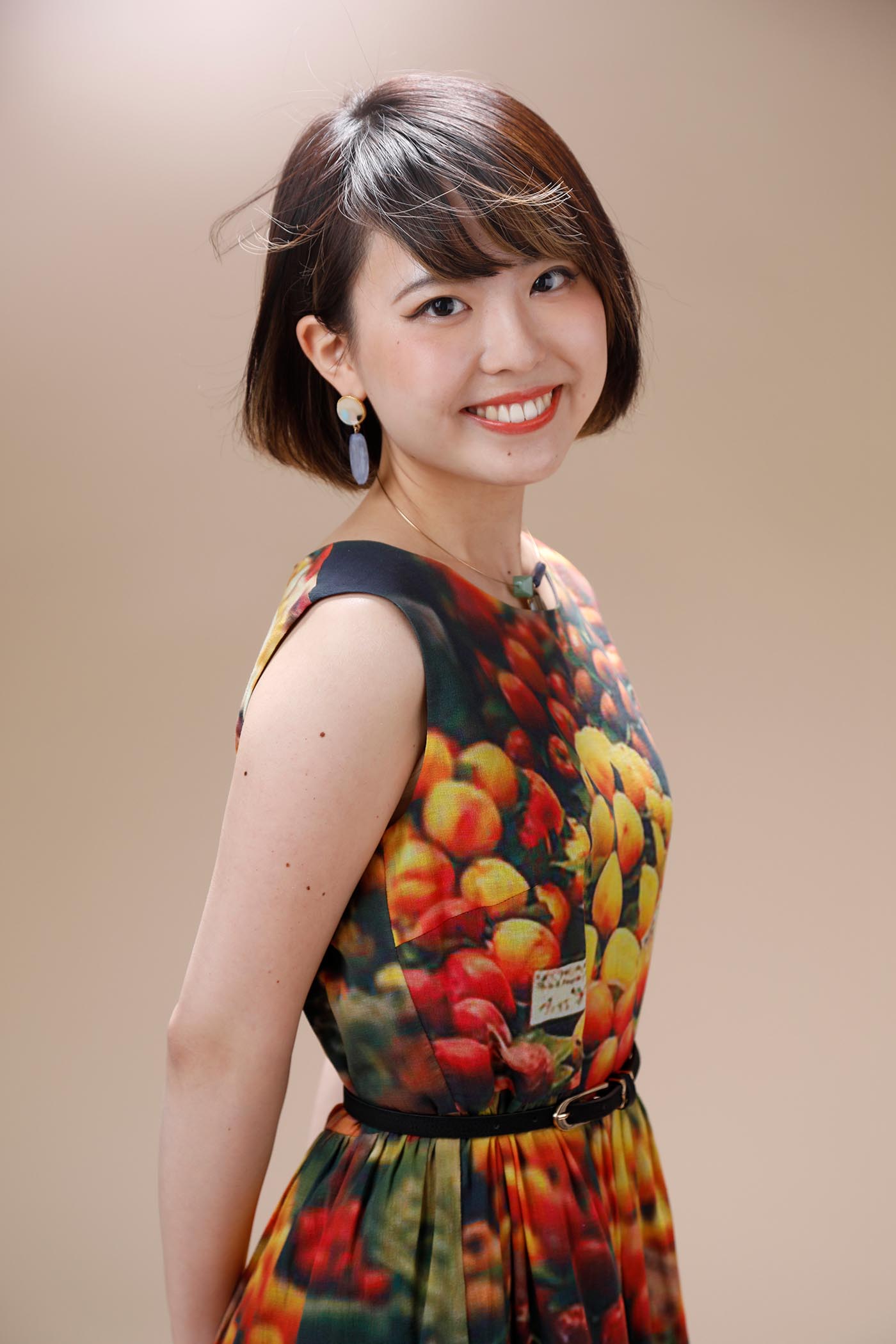 メイクで変身体験　変身写真　プロフィール撮影 記念日撮影　花キャン